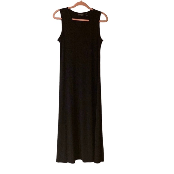 Attitudes by Renee Dresses & Skirts - Attitudes by Renee, Size Medium Petite, Maxi Black Tank Dress